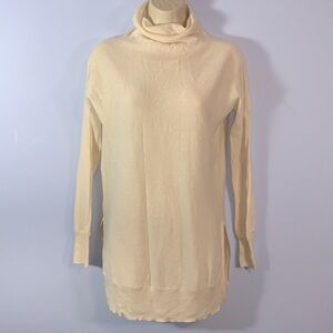 Halogen off white cream cashmere turtleneck sweater side slits soft size XS